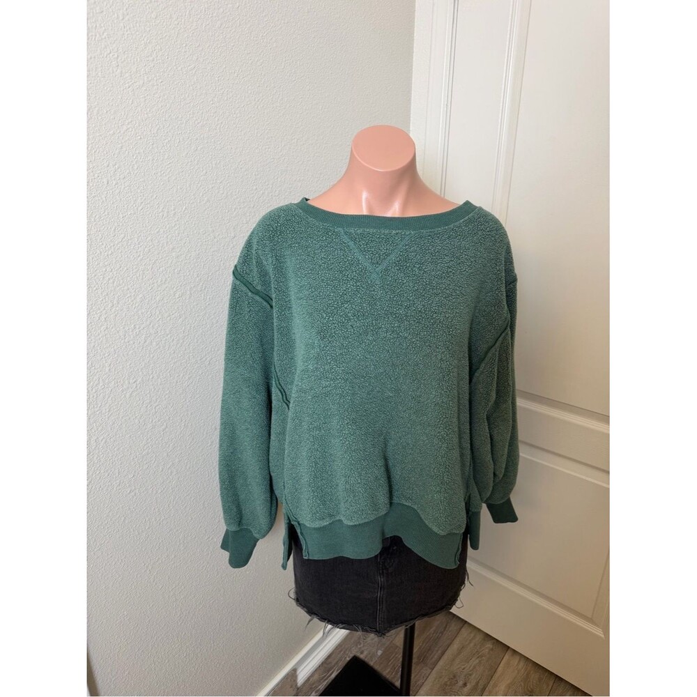 American Eagle This Feels Seriously Huggable Oversized Green Crewneck Sweatshirt